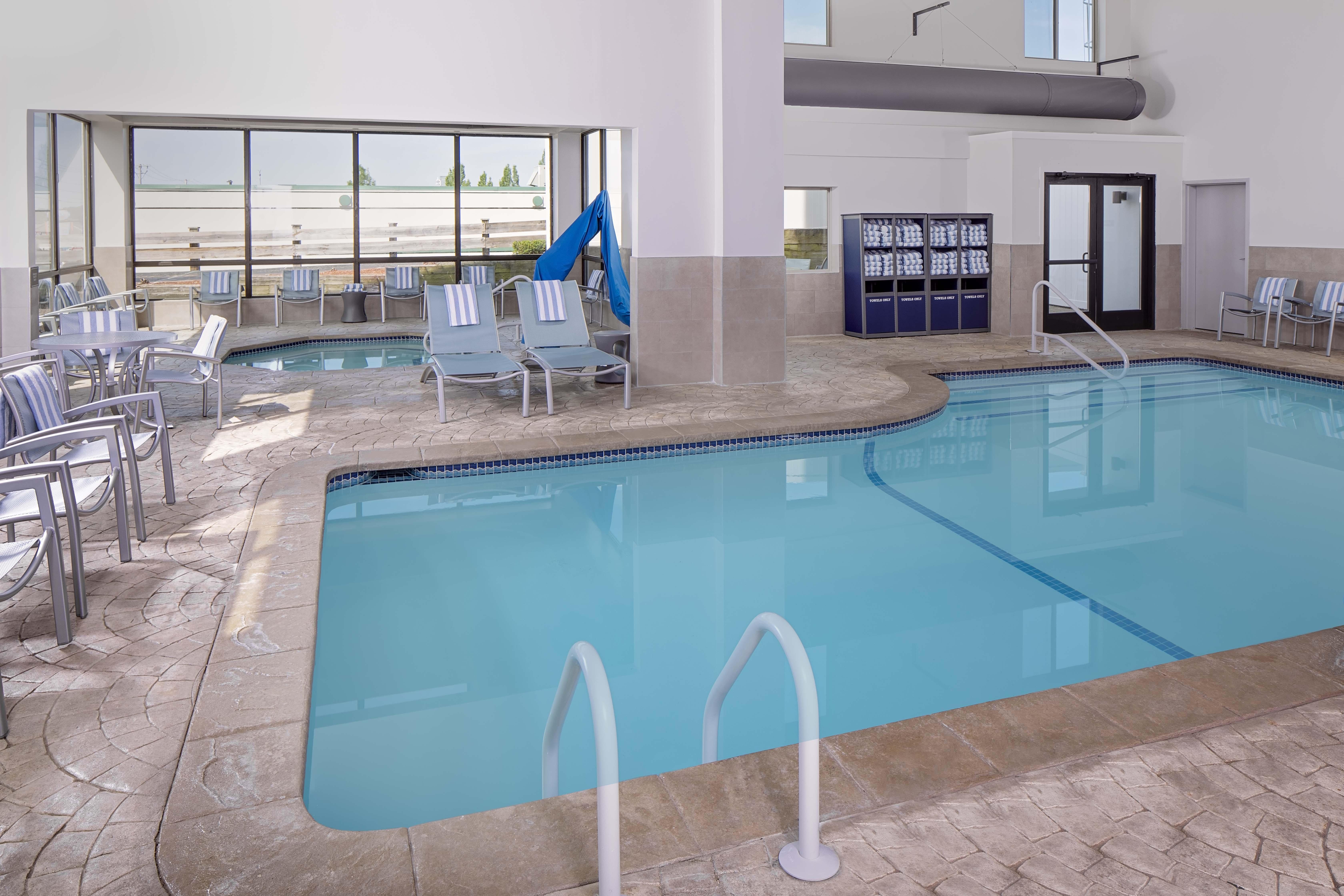 Hotel Embassy By Hilton Boston